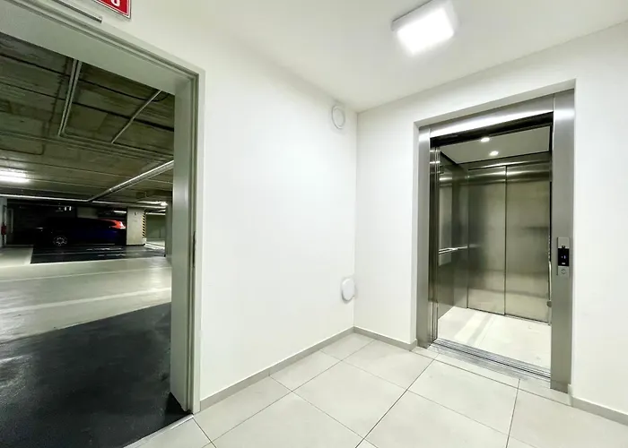 Nights * براتسيلافا